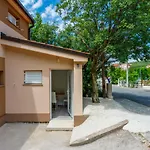 Plemmy Apartament *