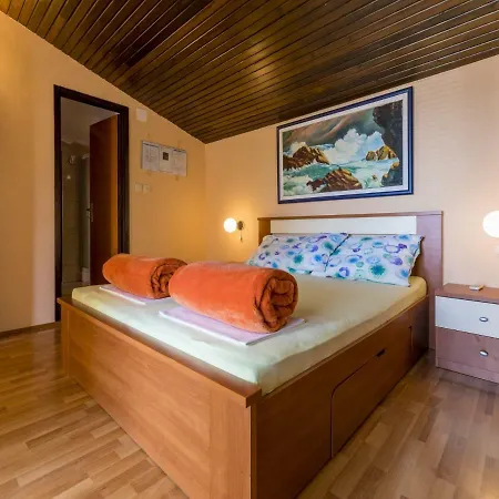 Plemmy Apartment Jadranovo